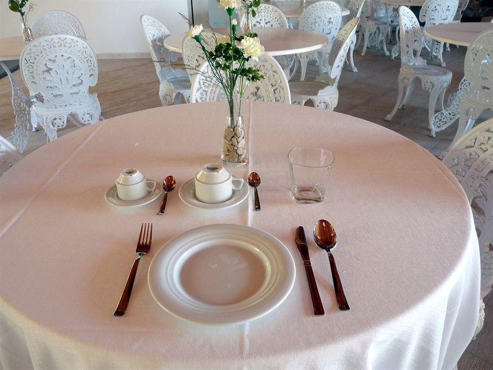 Hotel Aria Di Mare Marina di Ragusa Buitenkant foto